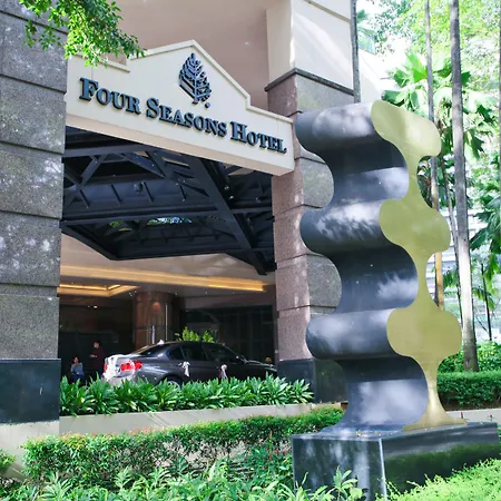Four Seasons Hotel Singapore-3